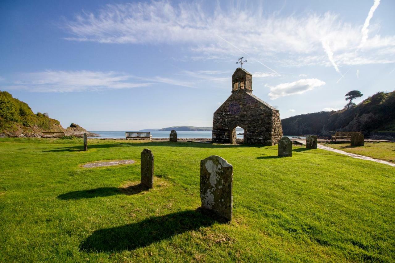 Ty Pren Bach Villa Maenclochog ภายนอก รูปภาพ