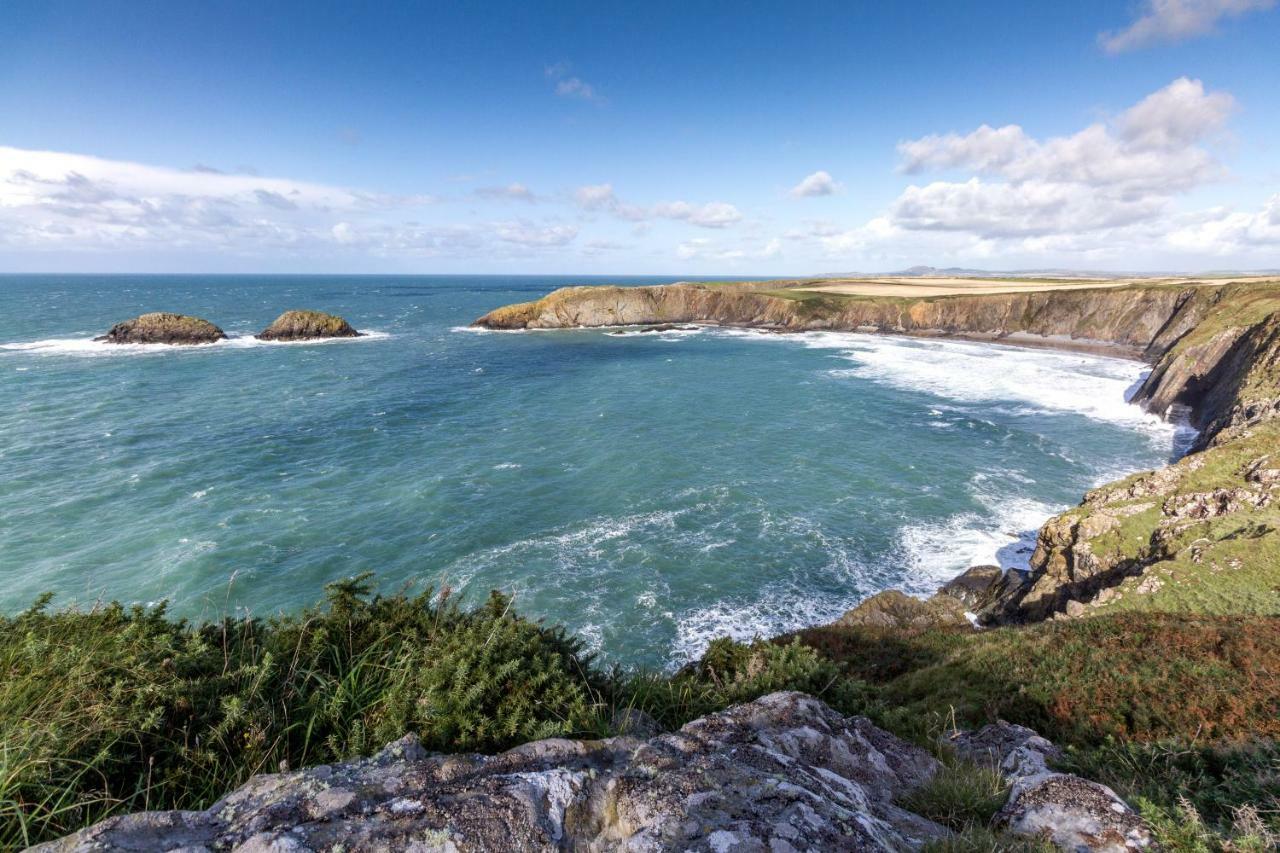 Ty Pren Bach Villa Maenclochog ภายนอก รูปภาพ
